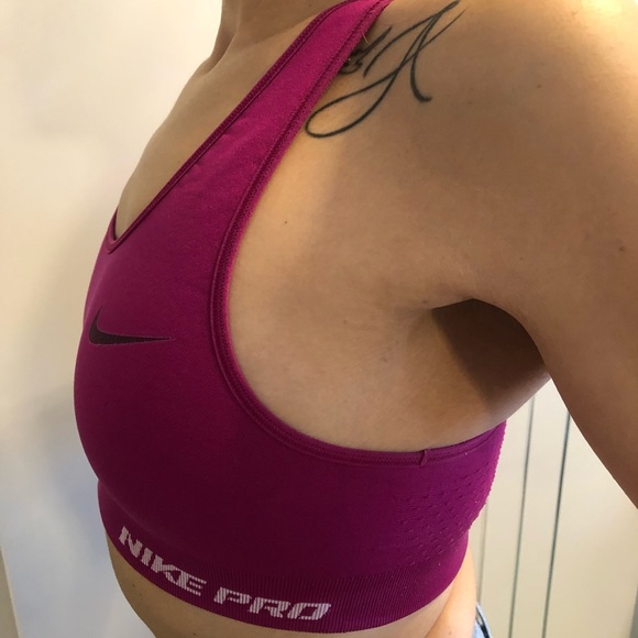 Nike Small Dri Fit Swoosh Sports Bra Racerback Athletic Fushia - Picture 3 of 12